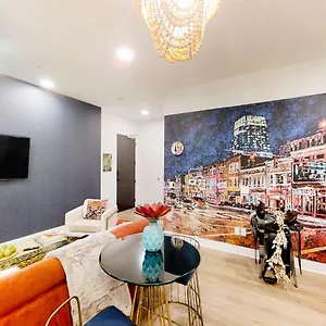 Tiger Lily Apartment